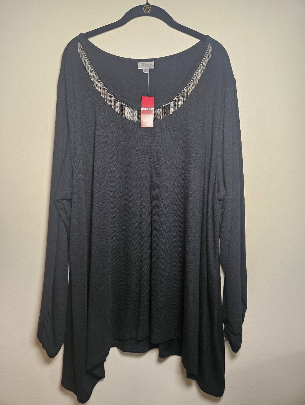 Avenue Women's Plus Size 26/28 Long Sleeve Tunic top with silver beaded trim NWT